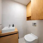 Apartment Ah Sky Park 2c-castle View 25th Floor-parking Bratislava