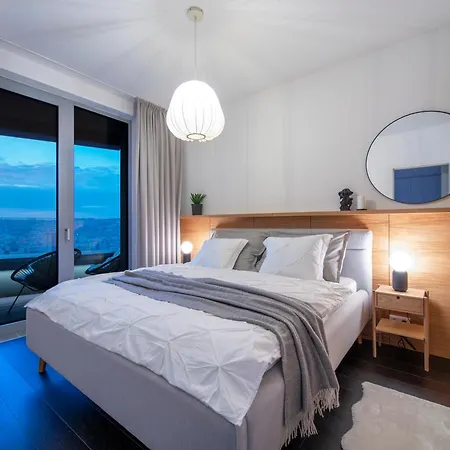 شقة Ah Sky Park 2c-castle View 25th Floor-parking براتسيلافا