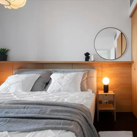 Ah Sky Park 2c-castle View 25th Floor-parking Διαμέρισμα