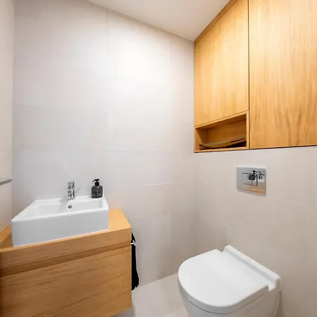 Ah Sky Park 2c-castle View 25th Floor-parking شقة
