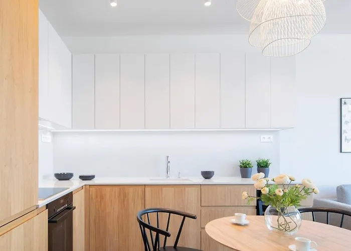 Ah Sky Park 2c-castle View 25th Floor-parking