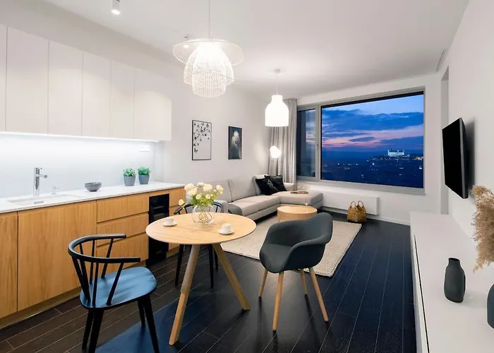 Apartament Ah Sky Park 2c-castle View 25th Floor-parking Bratislava