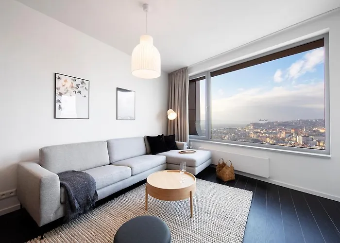 Ah Sky Park 2c-castle View 25th Floor-parking *