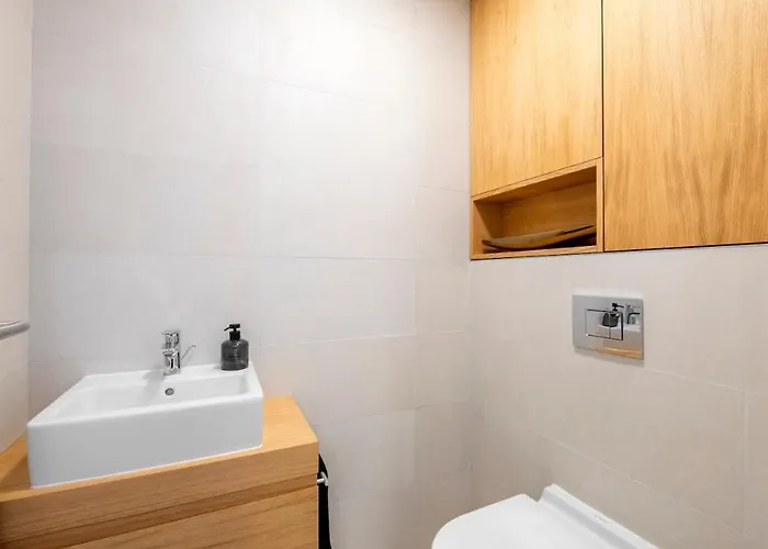 Apartament Ah Sky Park 2c-castle View 25th Floor-parking *