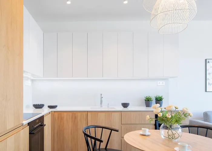 Ah Sky Park 2c-castle View 25th Floor-parking * براتسيلافا