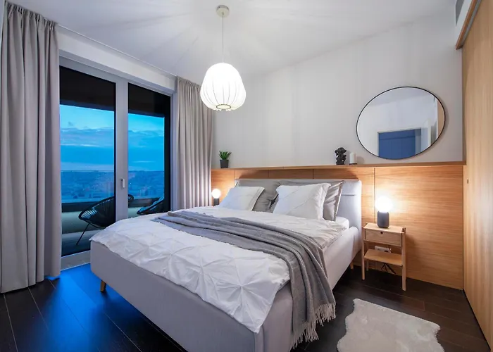 شقة Ah Sky Park 2c-castle View 25th Floor-parking براتسيلافا