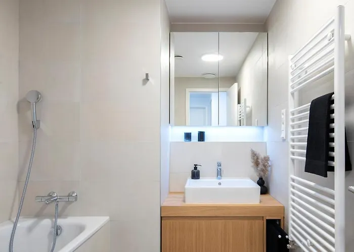 Appartement Ah Sky Park 2c-castle View 25th Floor-parking Bratislava