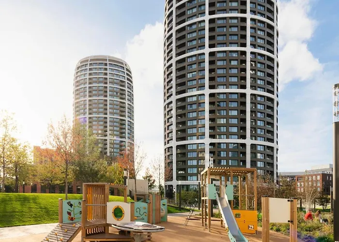 Ah Sky Park 2c-castle View 25th Floor-parking Bratislava